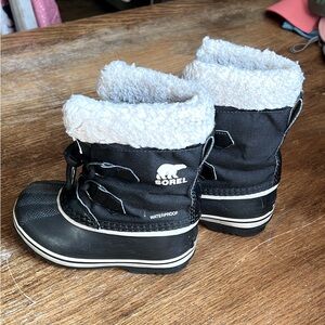 Unisex Kids Sorel Winter Boots 9T